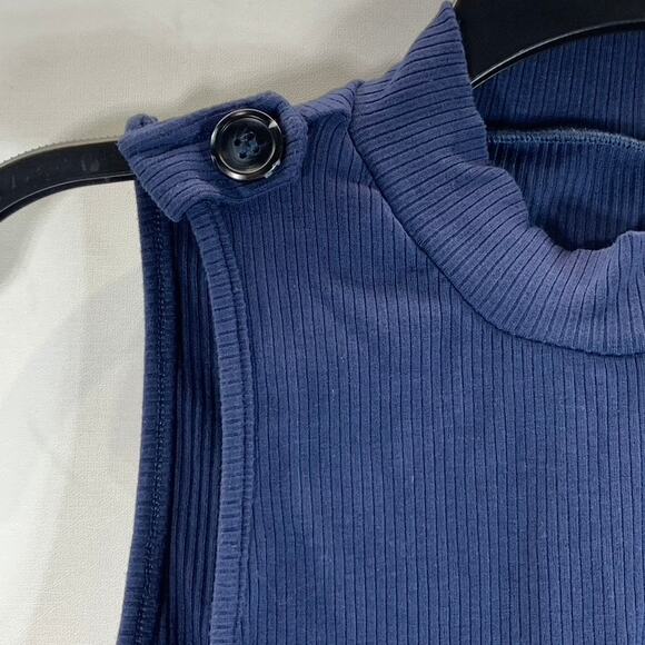 MOTF Women's Navy Sleeveless Ribbed Mock Neck Crop Top SZ L - Picture 4 of 10